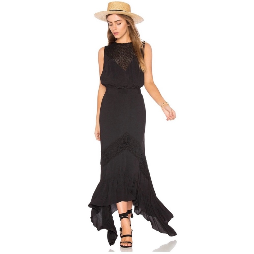 Jen’s Pirate Booty Sagrada Rising Dress
